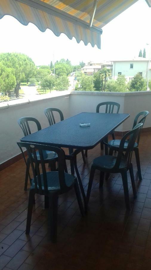 Apartament Casa Vacanze Niko Ap Cir Cni00247 Sirmione Dış mekan fotoğraf