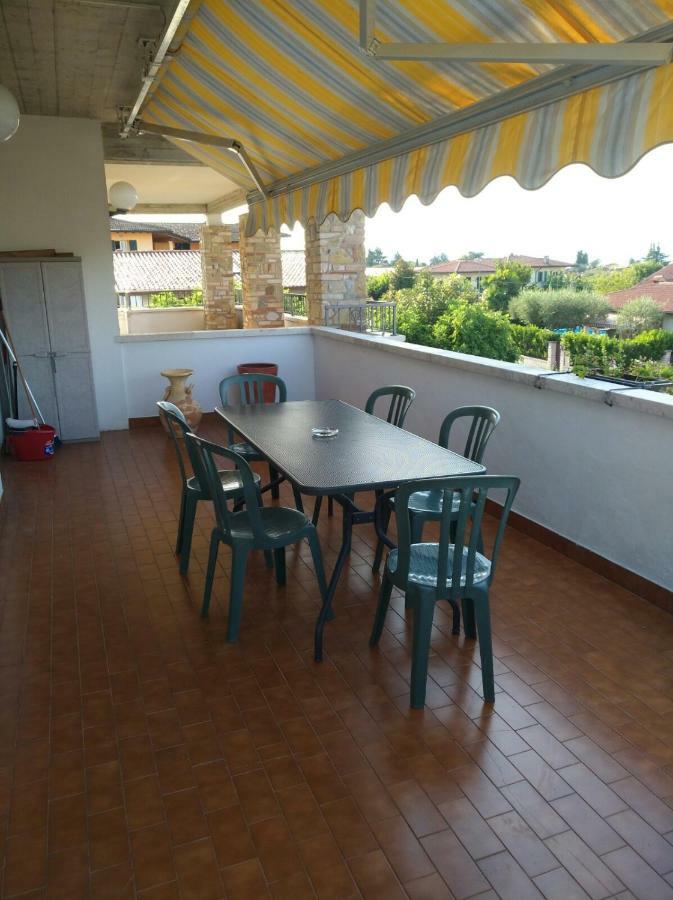 Apartament Casa Vacanze Niko Ap Cir Cni00247 Sirmione Dış mekan fotoğraf