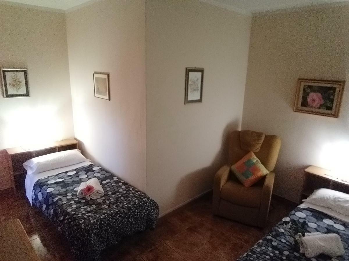 Apartament Casa Vacanze Niko Ap Cir Cni00247 Sirmione Dış mekan fotoğraf